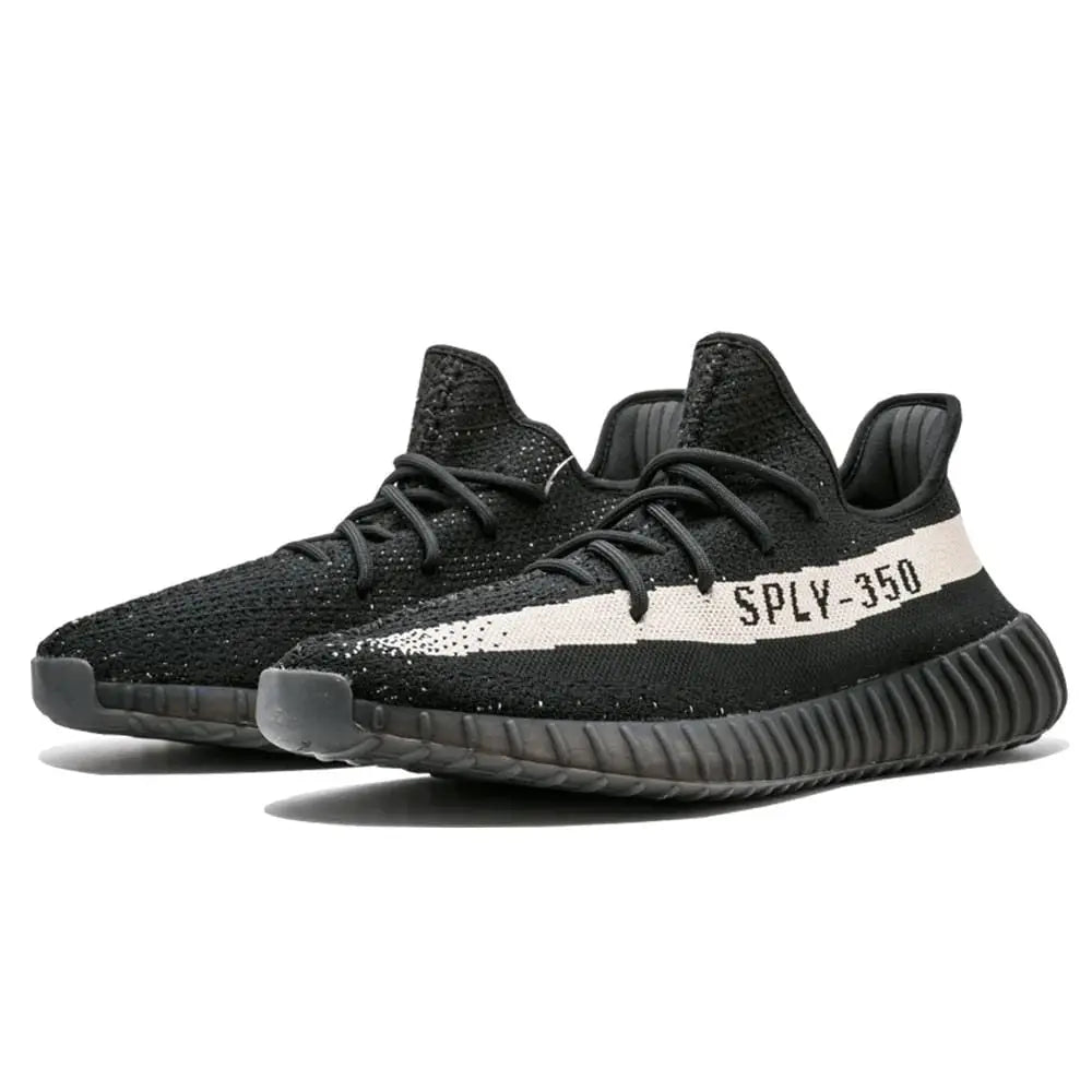 Yeezy Boost 350 V2 Black-White НАЛИЧНИ- 1 Ден Доставка