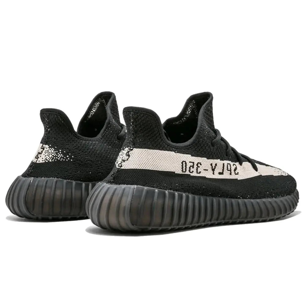 Yeezy Boost 350 V2 Black-White НАЛИЧНИ- 1 Ден Доставка