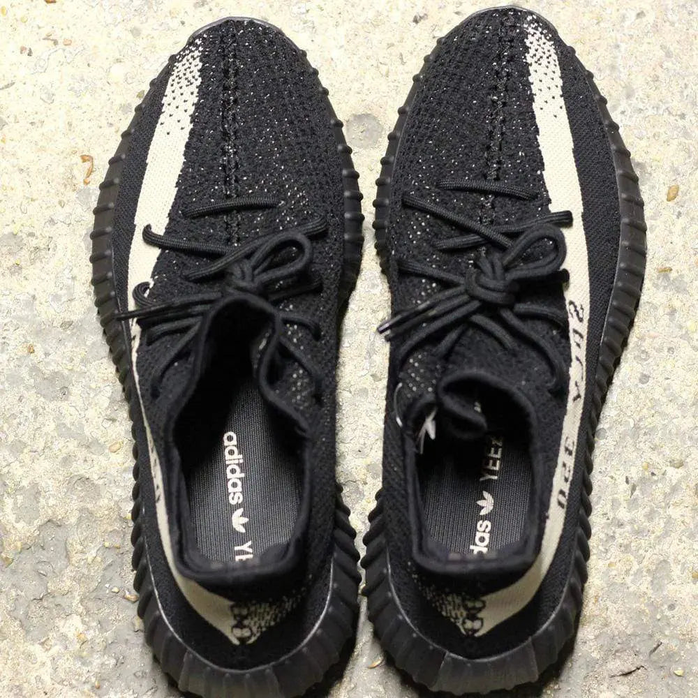 Yeezy Boost 350 V2 Black-White НАЛИЧНИ- 1 Ден Доставка