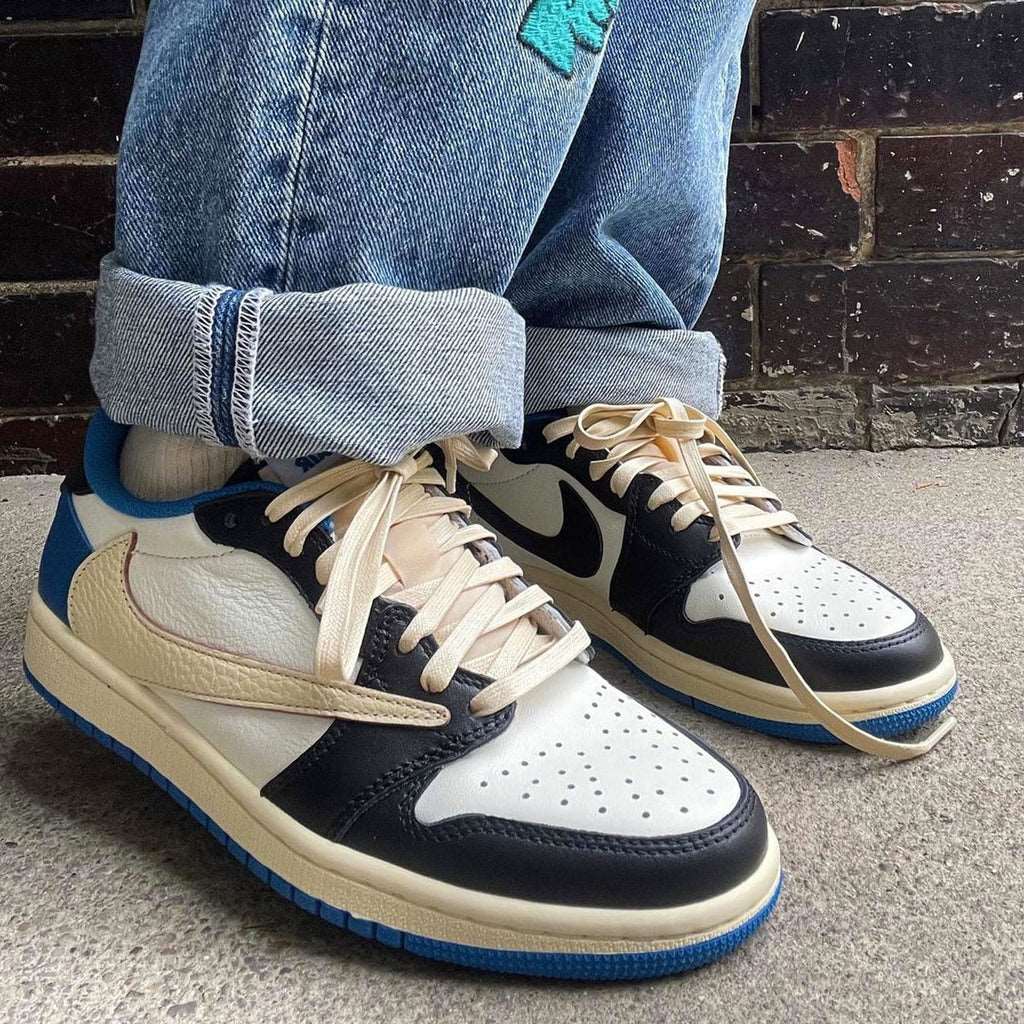 Air Jordan 1 Low OG SP x Fragment Design x Travis Scott