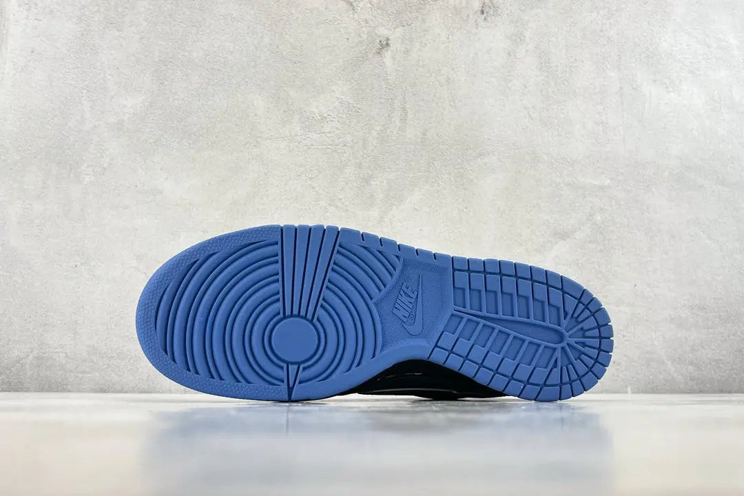 Nike SB Dunk Low "Concepts Blue Lobster"