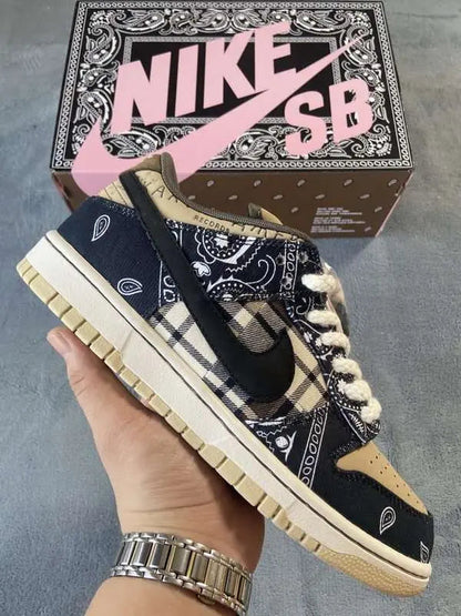 Nike SB Dunk Low "Travis Sc0tt" НАЛИЧНИ- 1 Ден Доставка