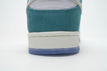 Nike Dunk Low "Kasina Neptune Green"