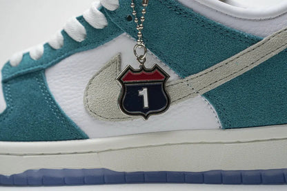 Nike Dunk Low "Kasina Neptune Green"