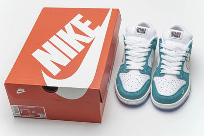 Nike Dunk Low "Kasina Neptune Green"