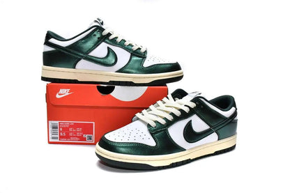 Nike Dunk Low "Vintage Green"