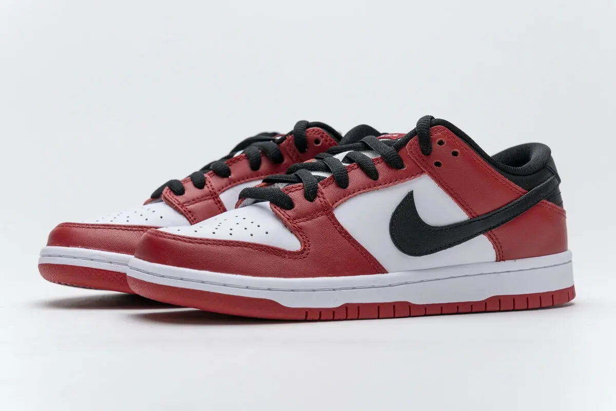 Nike SB Dunk Low "J-Pack Chicago"