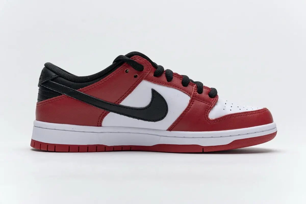 Nike SB Dunk Low "J-Pack Chicago"