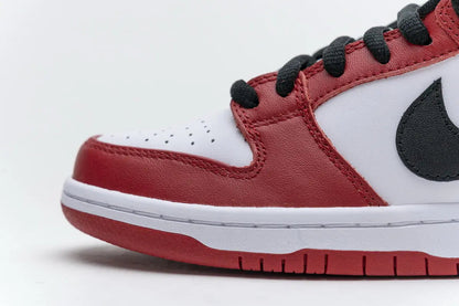 Nike SB Dunk Low "J-Pack Chicago"