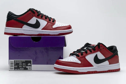 Nike SB Dunk Low "J-Pack Chicago"