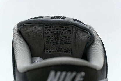 Nike SB Dunk Low "J-Pack Shadow"