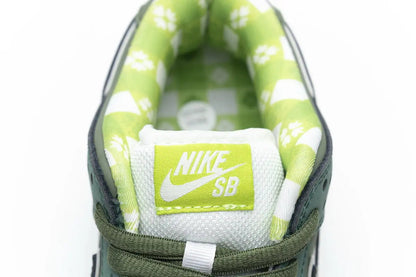 Nike SB Dunk Low "Concepts Green Lobster"