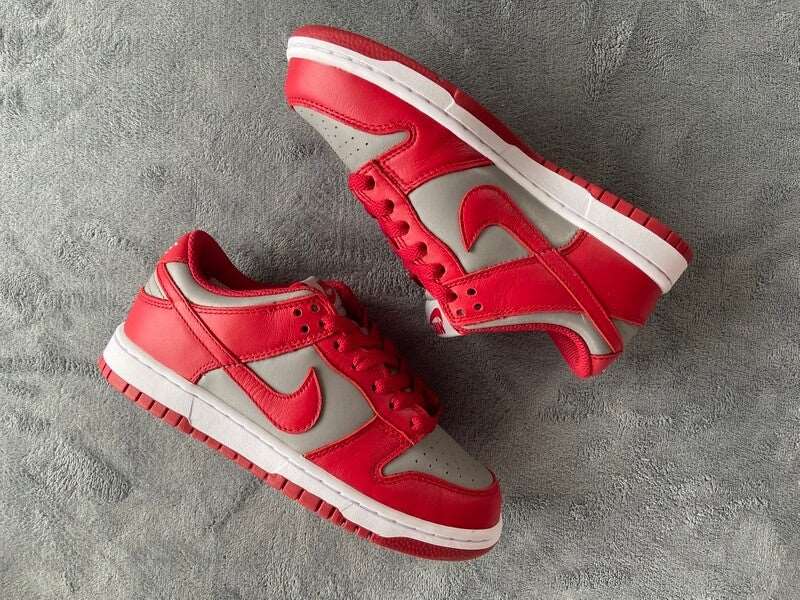 Nike Dunk Low "University Red"