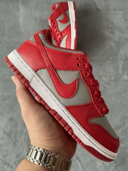 Nike Dunk Low "University Red"