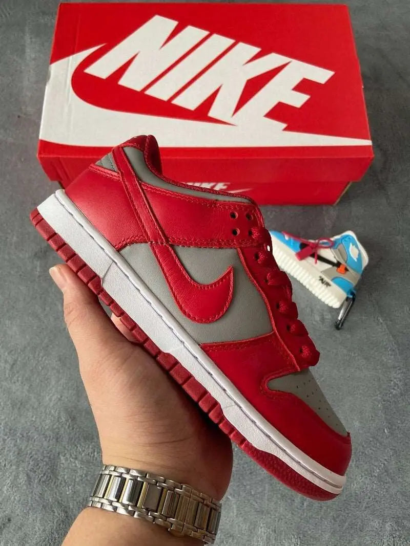 Nike Dunk Low "University Red"