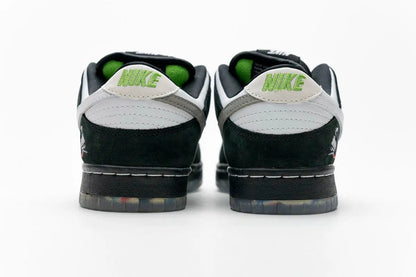 Nike SB Dunk Low "Staple Panda Pigeon"