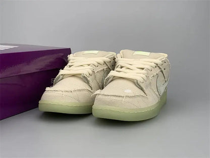 Nike SB Dunk Low "Mummy"