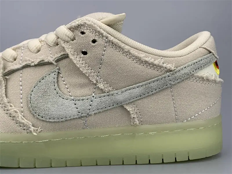 Nike SB Dunk Low "Mummy"
