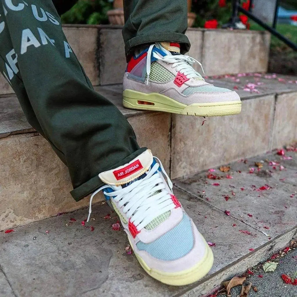 Jordan 4 Retro "Union Guava Ice" НАЛИЧНИ- 1 Ден Доставка