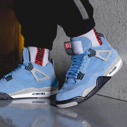 Jordan 4 Retro 'University Blue'