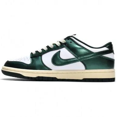 Nike Dunk Low "Vintage Green"