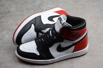 Jordan 1 High "Black Toe"