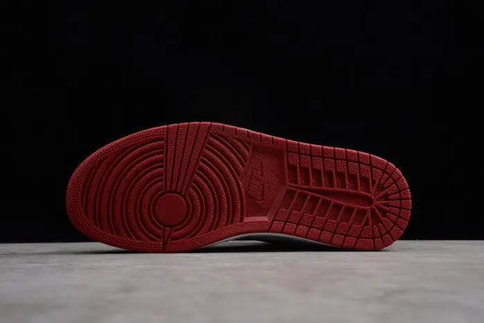 Jordan 1 High "Black Toe"