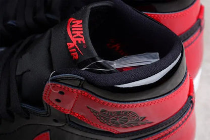 Jordan 1 High OG "Bred"