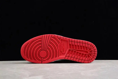 Jordan 1 High OG "Bred"