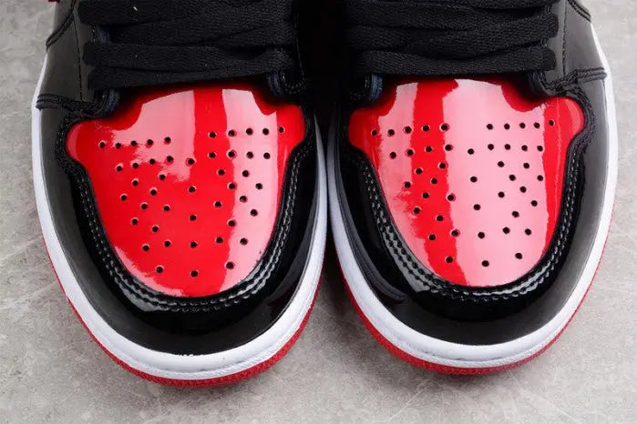 Jordan 1 High OG "Bred"