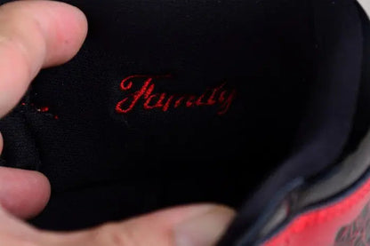 Jordan 1 High OG "Bred"