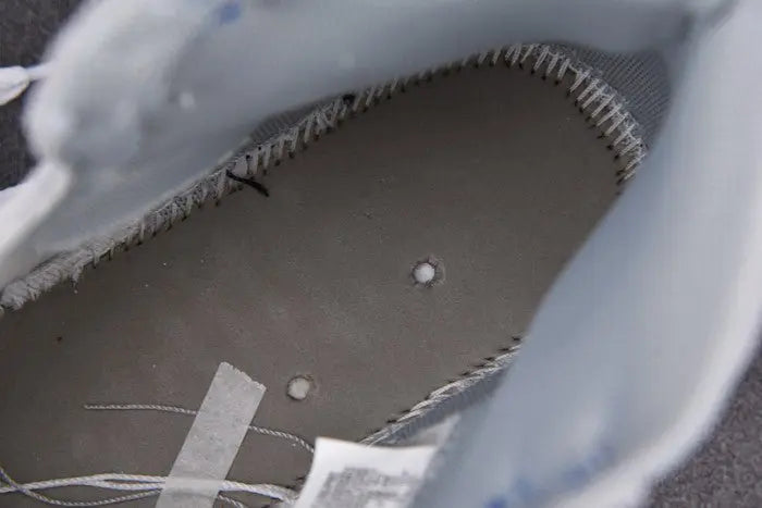 Jordan 1 High "Hyper Royal"