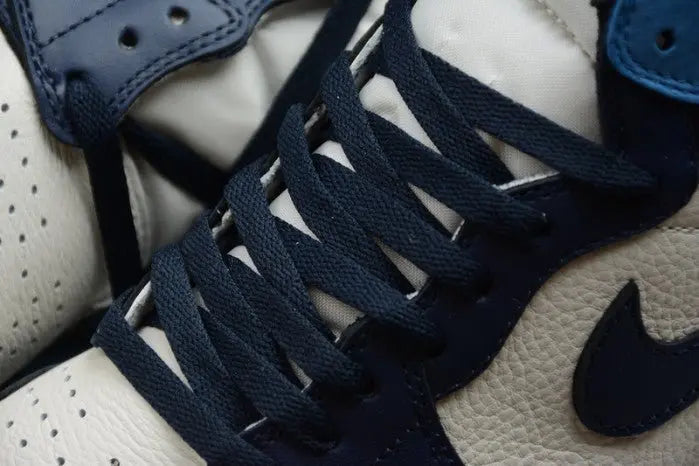 Jordan 1 High "Obsidian University Blue"