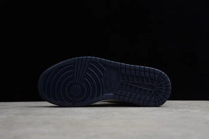 Jordan 1 High "Obsidian University Blue"