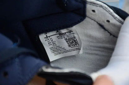 Jordan 1 High "Obsidian University Blue"