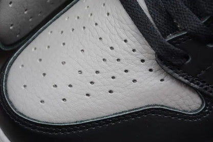 Jordan 1 High OG "Shadow"