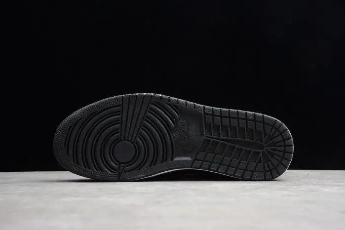 Jordan 1 High OG "Shadow"