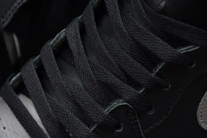 Jordan 1 High OG "Shadow"