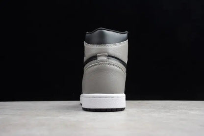 Jordan 1 High OG "Shadow"