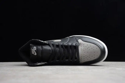 Jordan 1 High OG "Shadow"